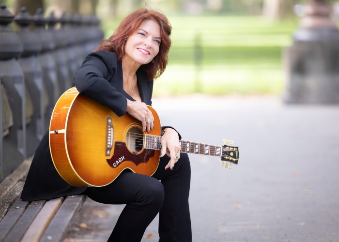 Rosanne Cash headshot